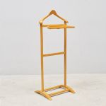 1729 8266 VALET STAND